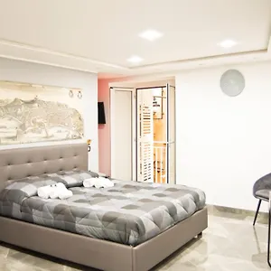 Sotterranea Con Jacuzzi , Naples Italie