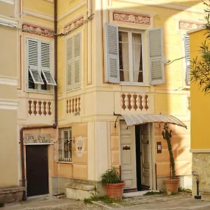 Giardinidivale A 2 Chilometri Da Finale Ligure Borgio Verezzi