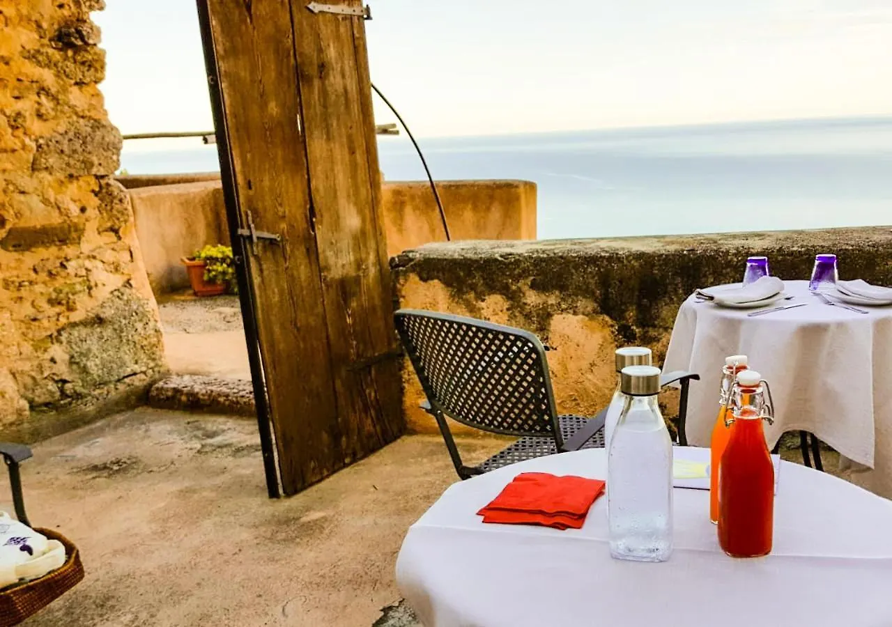 Blu Oltremare Bed & Breakfast Borgio Verezzi Italy